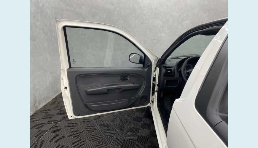 FIAT STRADA HARD WORKING 1.4 FLEX CS - BRANCO - 2020 Foto 7 (Grande)