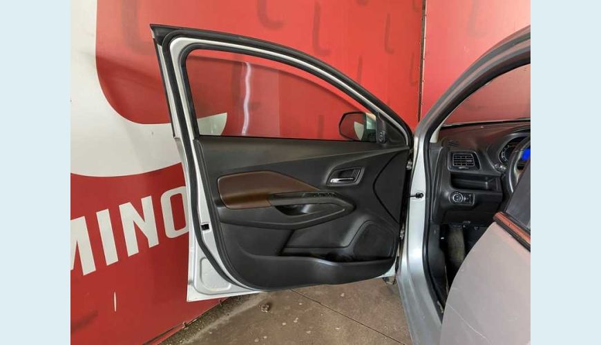 CHEVROLET COBALT LTZ 1.8 8V AUT. FLEX - PRATA - 2018 Foto 7 (Grande)