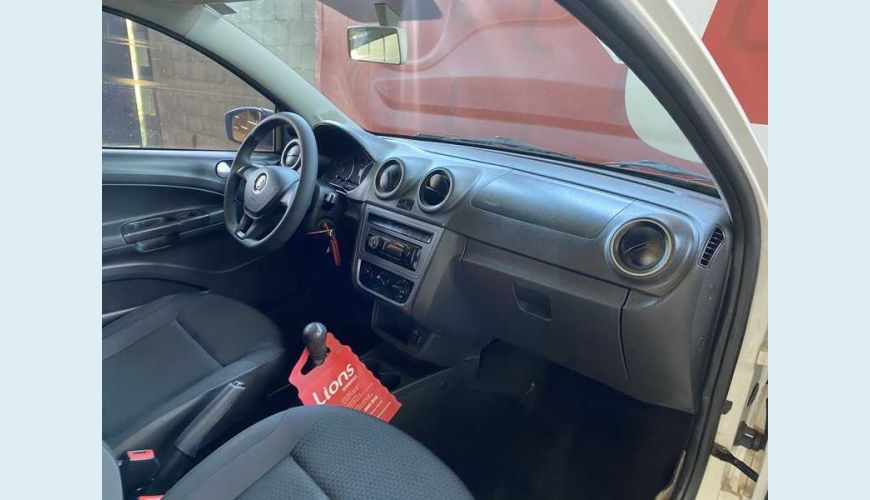 VOLKSWAGEN SAVEIRO ROBUST 1.6 MSI CS FLEX - BRANCO - 2018 Foto 7 (Grande)
