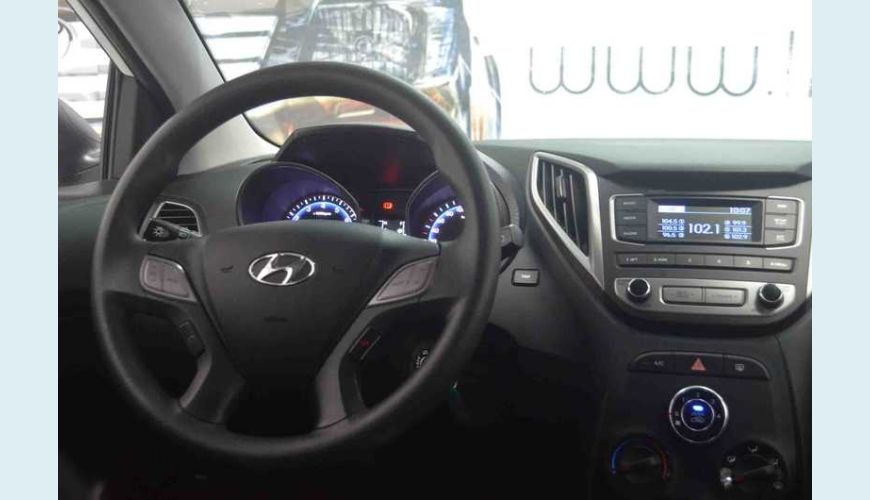 HYUNDAI HB 20 1.0 TURBO COMFORT PLUS BLUEMEDIA FLEX - BRANCO - 2017 Foto 7 (Grande)