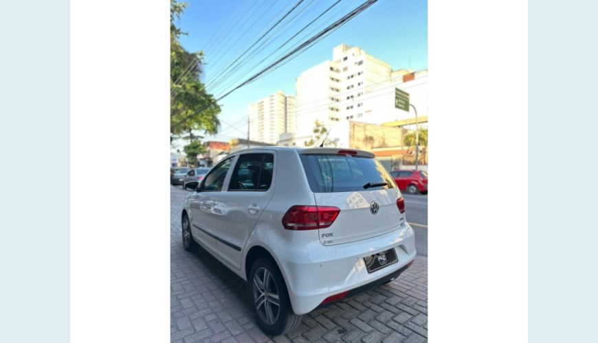 VOLKSWAGEN FOX - BRANCO - 2016 Foto 7 (Grande)