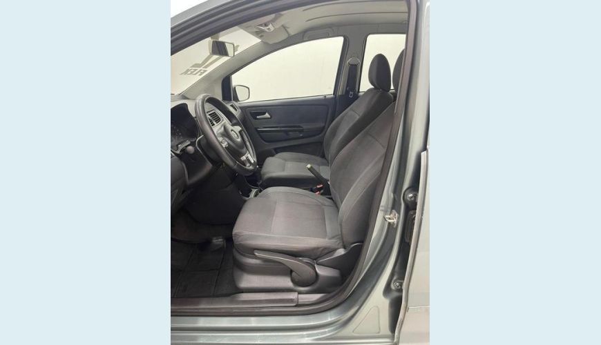 VOLKSWAGEN FOX 1.0 GII - CINZA - 2012 Foto 7 (Grande)