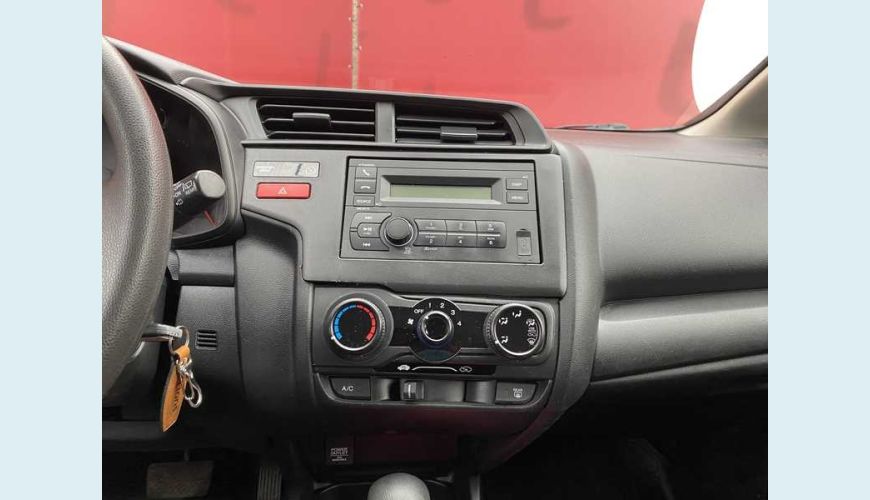 HONDA FIT 1.5 16V LX CVT FLEX - BRANCO - 2015 Foto 7 (Grande)