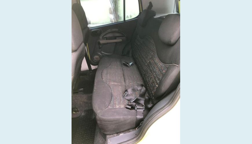 FIAT UNO VIVACE 1.0 - AMARELO - 2011 Foto 7 (Grande)