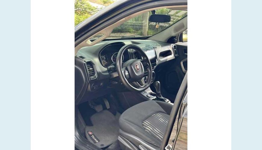 FIAT TORO FREEDOM 1.8 AT6 4X2 FLEX - PRETO - 2017 Foto 7 (Grande)