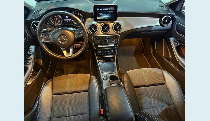 MERCEDES-BENZ GLA200FF - BRANCO - 2018 Foto 7 (Grande)
