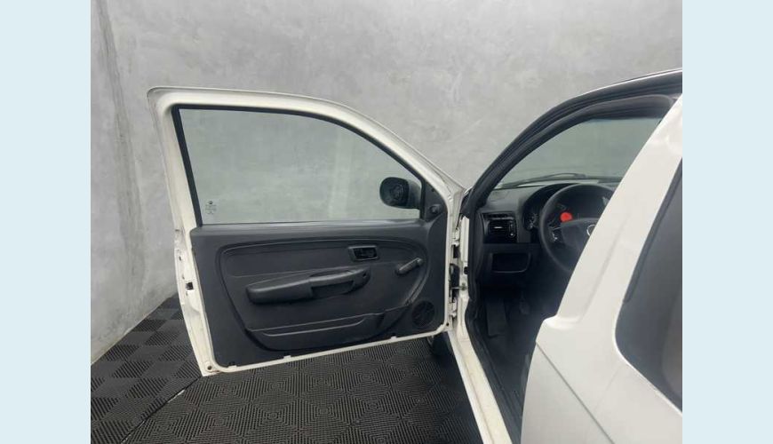 FIAT STRADA HARD WORKING 1.4 FLEX CD - BRANCO - 2020 Foto 7 (Grande)