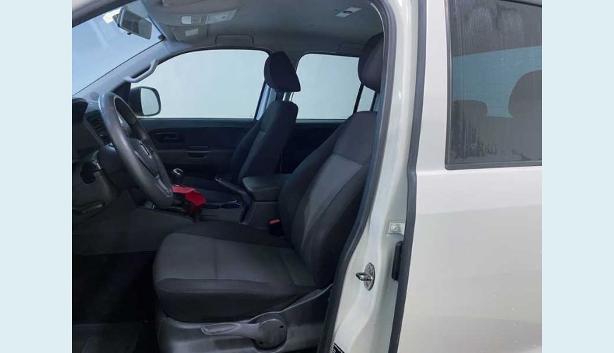 VOLKSWAGEN AMAROK 2.0 S 4X4 TDI CD - BRANCO - 2018 Foto 7 (Grande)