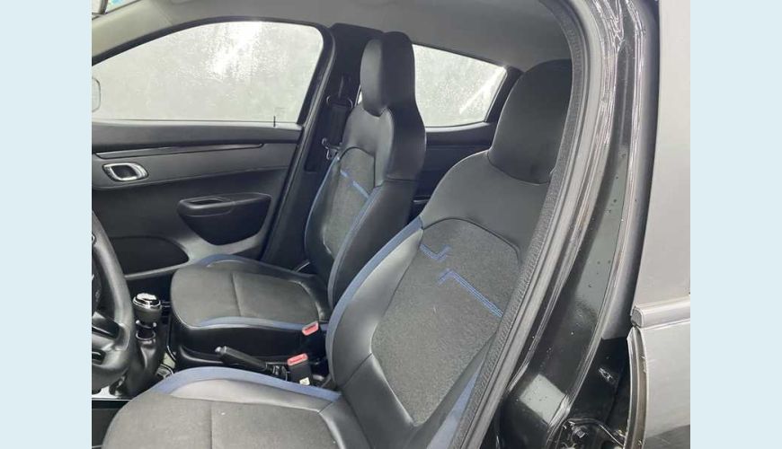 RENAULT KWID INTENSE 1.0 12V SCE (FLEX) - PRETO - 2023 Foto 7 (Grande)