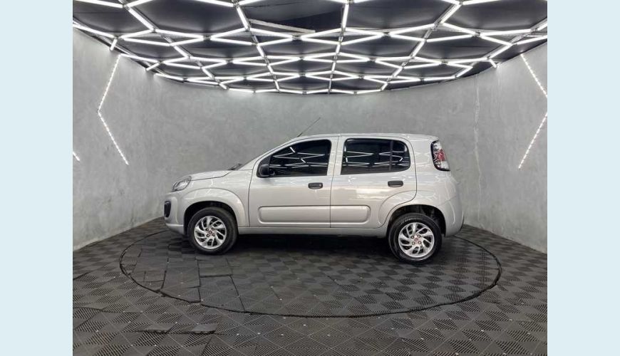 FIAT UNO ATTRACTIVE 1.0 - PRATA - 2021 Foto 7 (Grande)