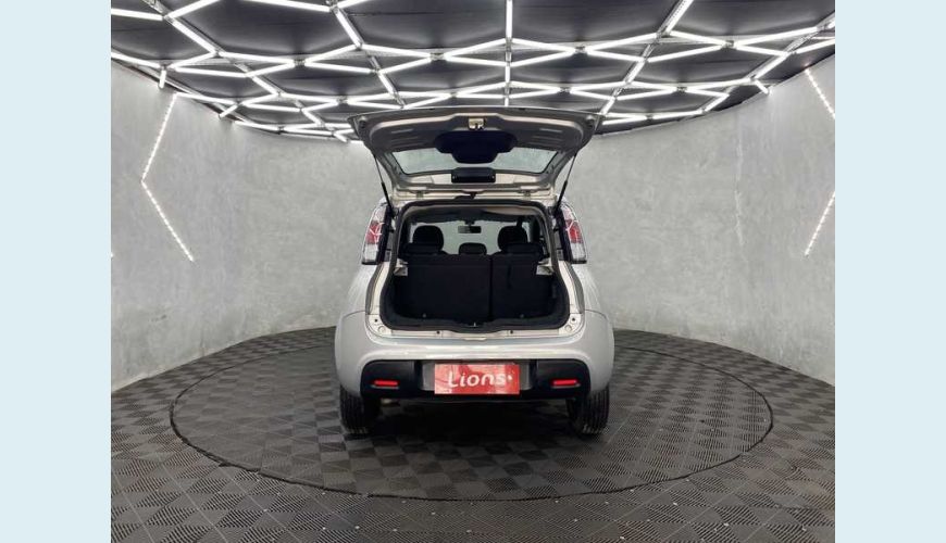 FIAT UNO ATTRACTIVE 1.0 - PRATA - 2021 Foto 7 (Grande)