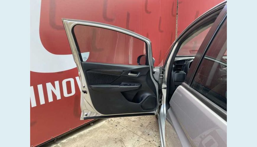 HONDA FIT 1.5 16V LX CVT FLEX - PRATA - 2015 Foto 7 (Grande)