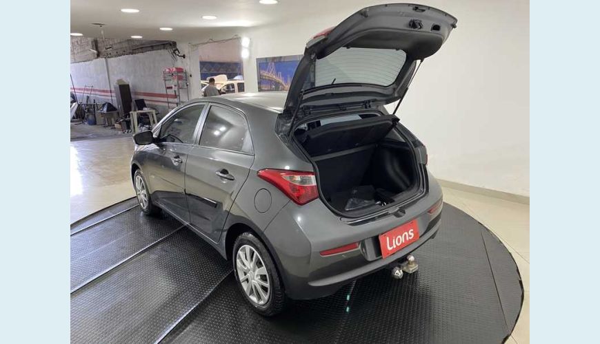 HYUNDAI HB 20 1.6 COMFORT PLUS AUT. FLEX - CINZA - 2016 Foto 7 (Grande)