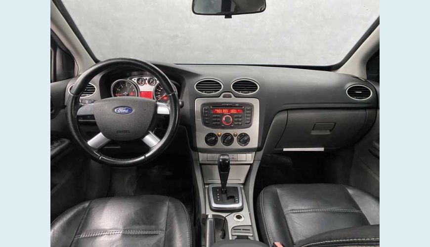 FORD FOCUS HATCH GLX 2.0 16V (FLEX) (AUT) - CINZA - 2011 Foto 7 (Grande)