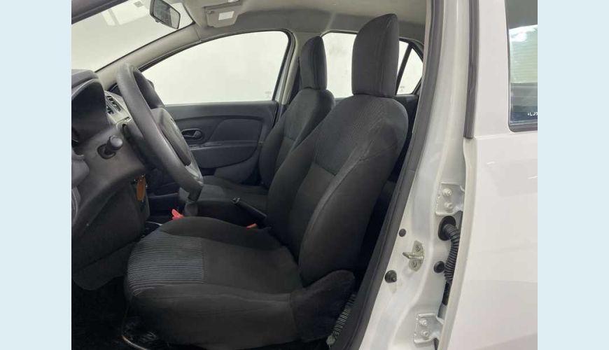 RENAULT LOGAN AUTHENTIQUE 1.0 12V SCE (FLEX) - BRANCO - 2020 Foto 7 (Grande)