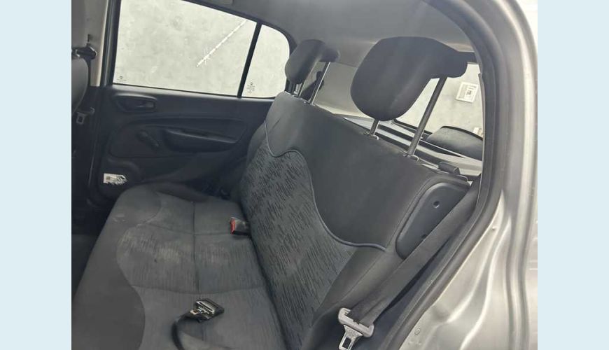 FIAT UNO ATTRACTIVE 1.0 8V (FLEX) 4P - PRATA - 2020 Foto 7 (Grande)