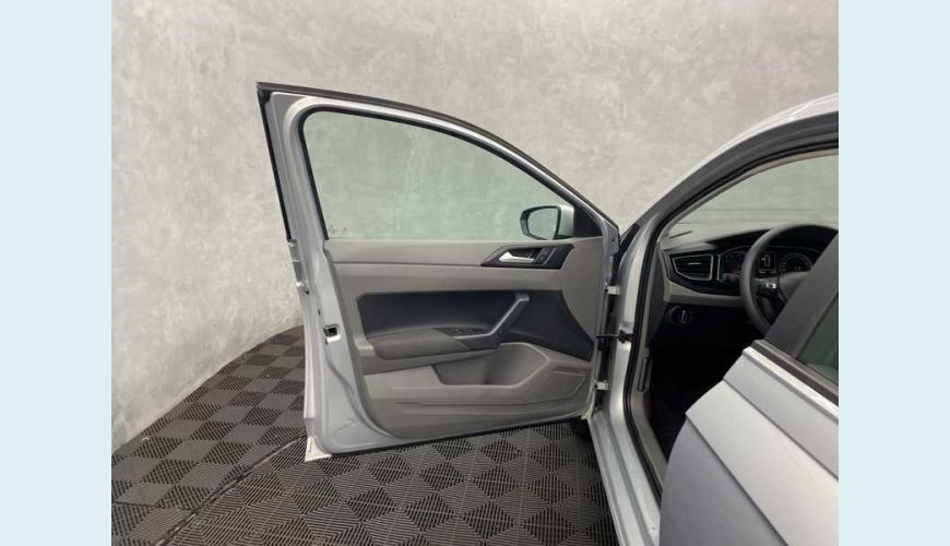 VOLKSWAGEN POLO 1.0 200 TSI COMFORTLINE (AUT) (FLEX) - PRATA - 2019 Foto 7 (Grande)