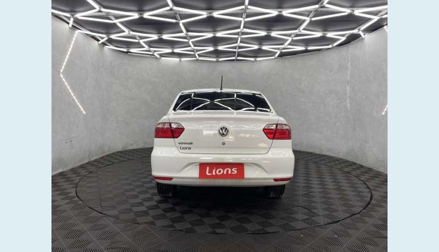 VOLKSWAGEN VOYAGE 1.6 - BRANCO - 2022 Foto 7 (Grande)