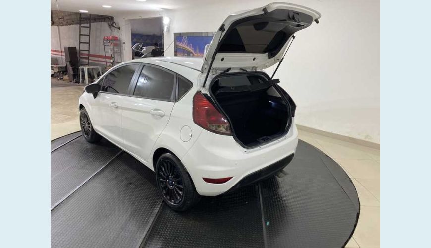 FORD NEW FIESTA HATCH NEW FIESTA SE 1.5 16V - BRANCO - 2014 Foto 7 (Grande)