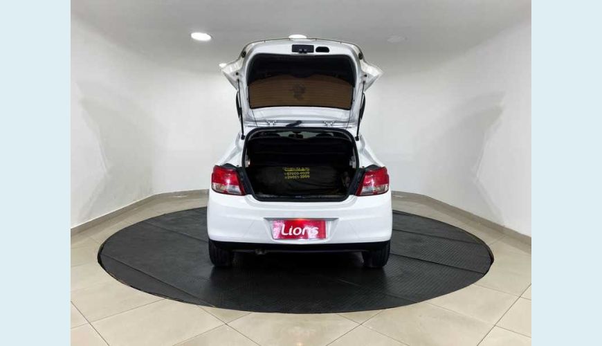 CHEVROLET ONIX 1.0 LT SPE/4 - BRANCO - 2014 Foto 7 (Grande)