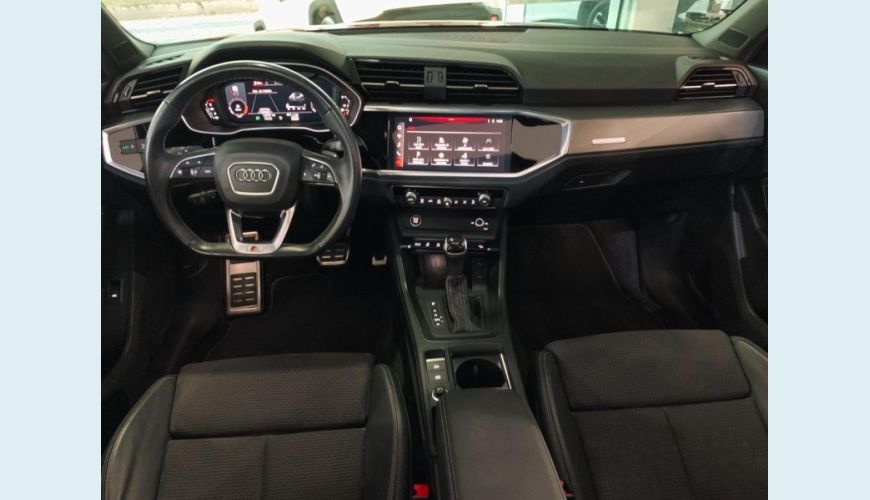 AUDI Q3 SPORTBACK TFSI PERFORMANCE BLACK QUATTRO - VERMELHO - 2023 Foto 7 (Grande)