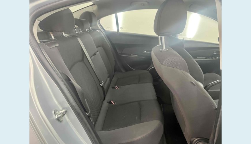 CHEVROLET CRUZE - PRATA - 2012 Foto 7 (Grande)