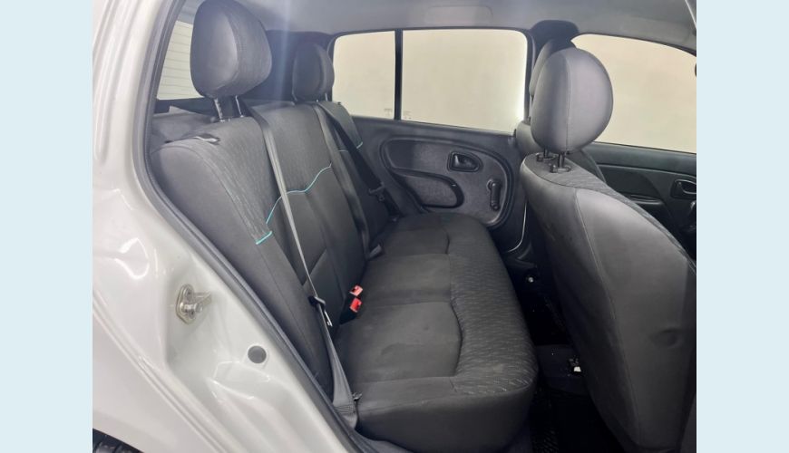 RENAULT CLIO - BRANCO - 2016 Foto 7 (Grande)