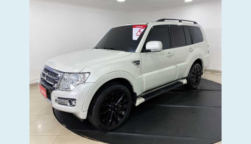 MITSUBISHI PAJERO FULL HPE 3.8 3P - BRANCO - 2015 Foto 7 (Grande)