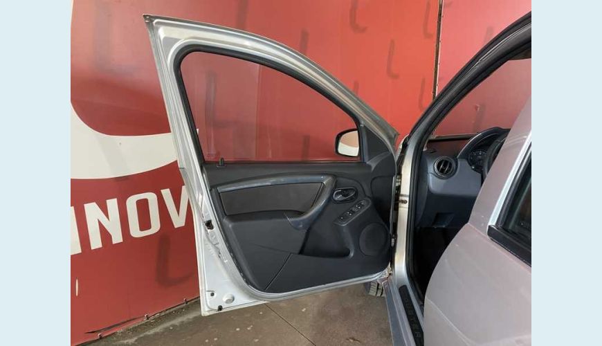 RENAULT DUSTER 2.0 16V DYNAMIQUE (FLEX)(AUT) - PRATA - 2012 Foto 7 (Grande)