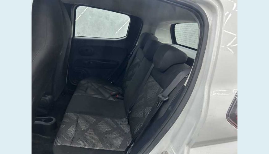 FIAT MOBI LIKE 1.0 - BRANCO - 2024 Foto 7 (Grande)