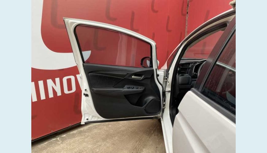 HONDA FIT 1.5 16V LX CVT (FLEX) - BRANCO - 2015 Foto 7 (Grande)