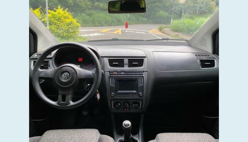 VOLKSWAGEN FOX 1.0 8V (G2) 4P - BRANCO - 2014 Foto 7 (Grande)