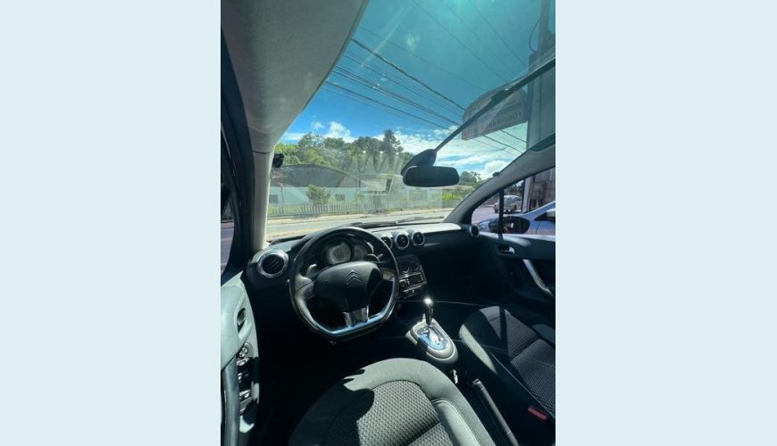 CITROËN C3 120A EXCLUSIV - VERMELHO - 2014 Foto 7 (Grande)