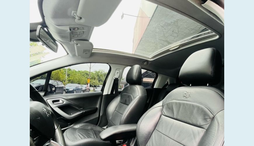 PEUGEOT 208 GRIFFE 1.6 FLEX 16V 5P AUT. - PRETO - 2015 Foto 7 (Grande)