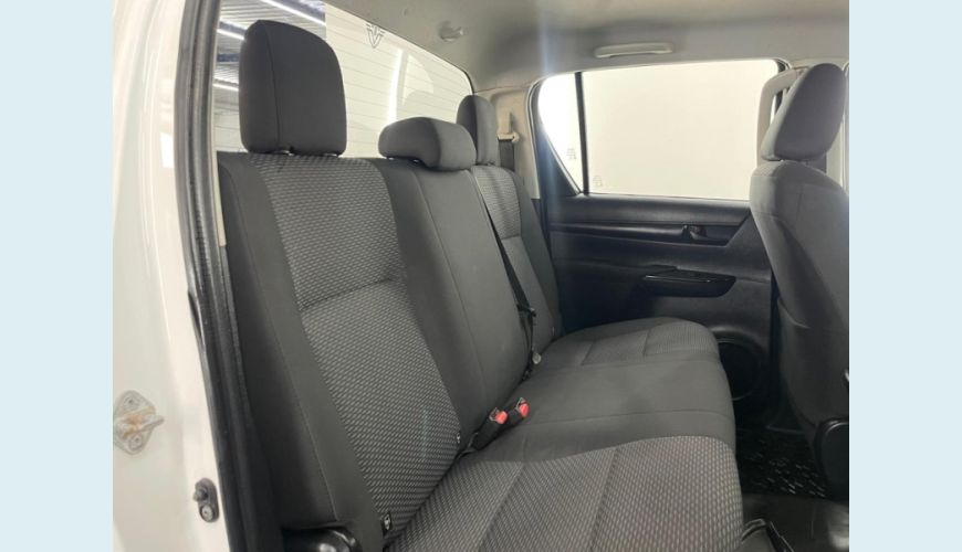 TOYOTA HILUX - BRANCO - 2020 Foto 7 (Grande)