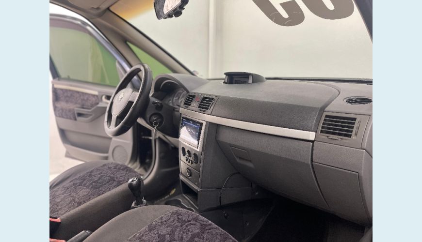 CHEVROLET MERIVA MAXX 1.8 MPFI 8V FLEX MANUAL 4P - PRETO - 2005 Foto 7 (Grande)