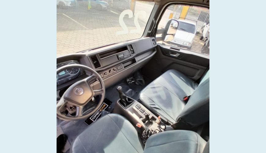 VOLKSWAGEN 11-180 DIESEL - BRANCO - 2022 Foto 7 (Grande)