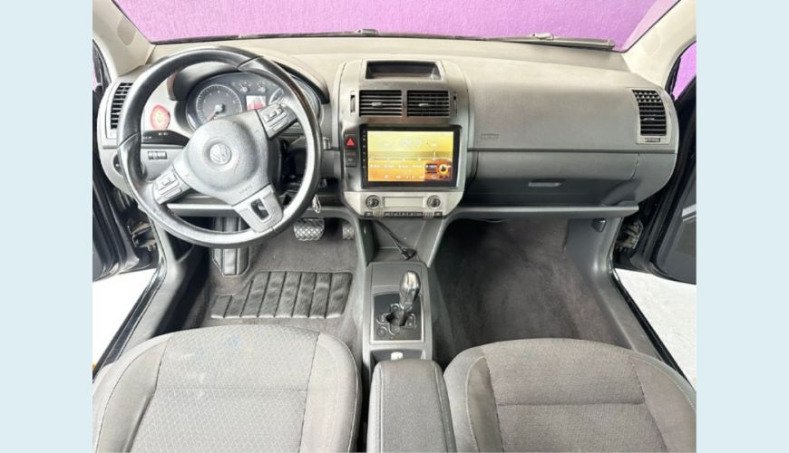 VOLKSWAGEN POLO SEDAN FLEX MANUAL 4P - PRETO - 2013 Foto 7 (Grande)