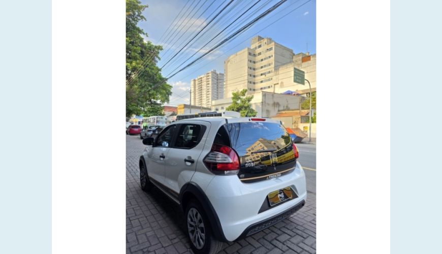 FIAT MOBI FLEX MANUAL 4P - BRANCO - 2024 Foto 7 (Grande)