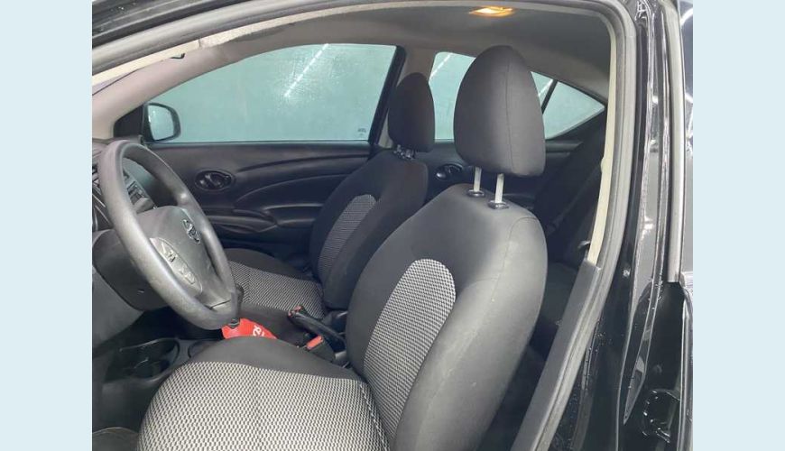 NISSAN VERSA 1.0 12V FLEX MANUAL 4P - PRETO - 2019 Foto 7 (Grande)
