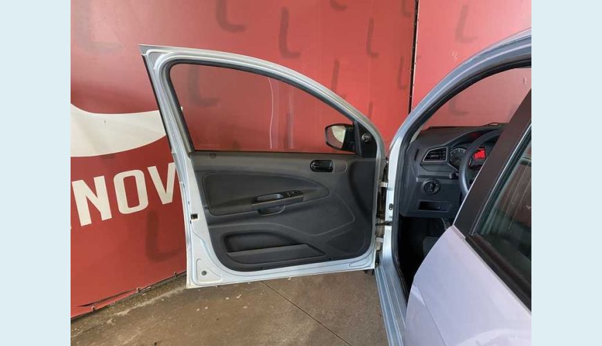 VOLKSWAGEN GOL 1.0 12V FLEX MANUAL 4P - PRATA - 2020 Foto 7 (Grande)
