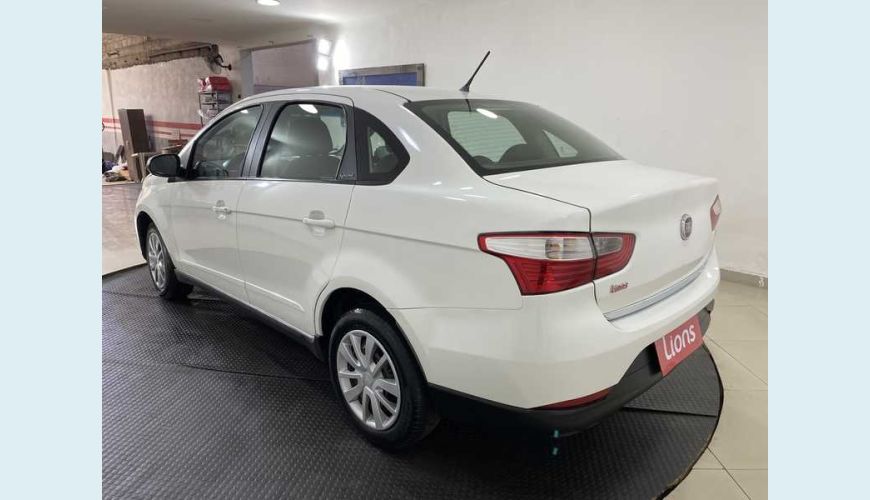 FIAT GRAND SIENA EVO ATTRACTIVE 1.4 8V FLEX MANUAL 4P - BRANCO - 2016 Foto 7 (Grande)