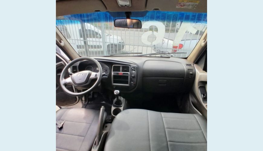 HYUNDAI HR 2.5 TCI HD DIESEL MANUAL 2P - BRANCO - 2016 Foto 7 (Grande)