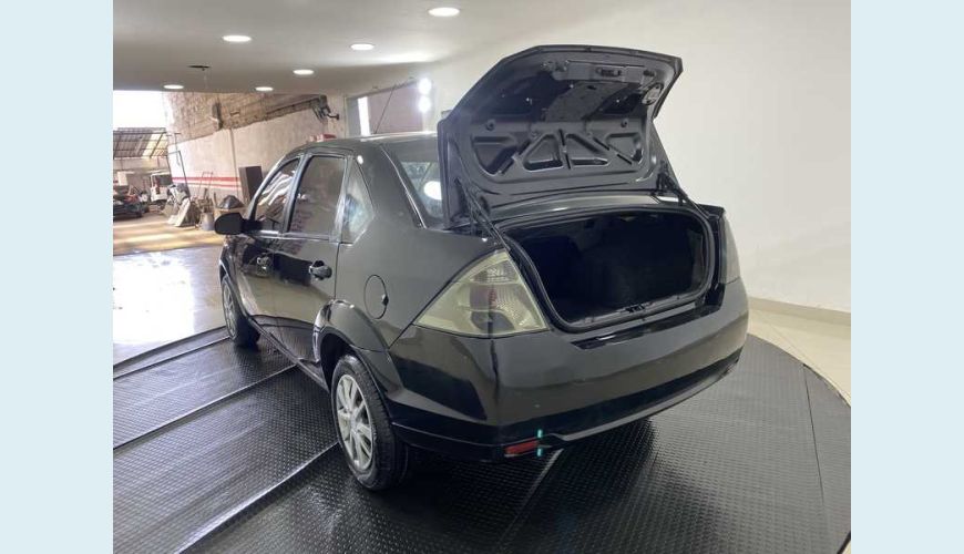 FORD FIESTA SE 1.6 FLEX MANUAL 4P - PRETO - 2013 Foto 7 (Grande)