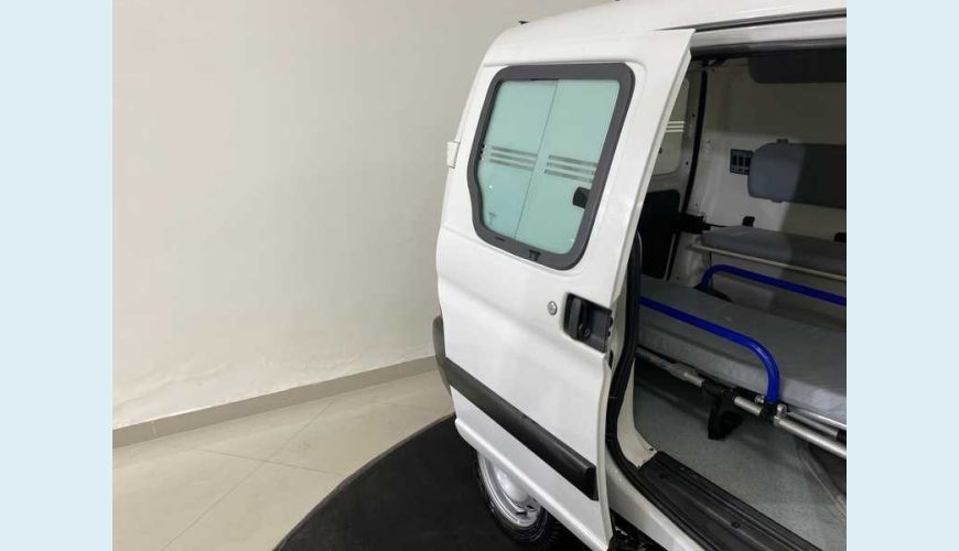 PEUGEOT PARTNER FURGAO 1.6 16V FLEX MANUAL 4P - BRANCO - 2019 Foto 7 (Grande)