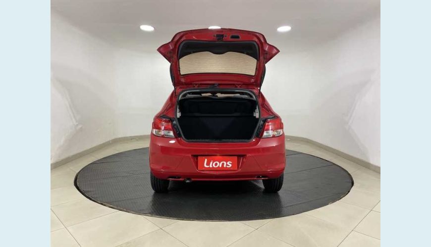 CHEVROLET ONIX LT 1.0 FLEX MANUAL 4P - VERMELHO - 2015 Foto 7 (Grande)