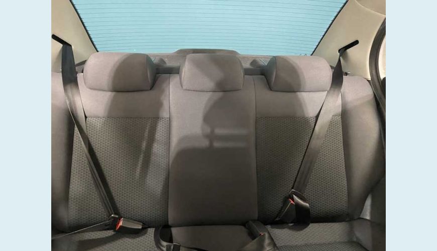 VOLKSWAGEN VOYAGE 1.6 MSI 8V FLEX MANUAL 4P - BRANCO - 2019 Foto 7 (Grande)