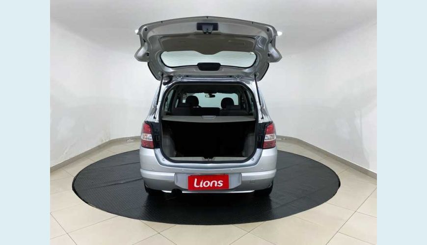 CHEVROLET SPIN LT 5S 1.8 FLEX MANUAL 4P - PRATA - 2015 Foto 7 (Grande)