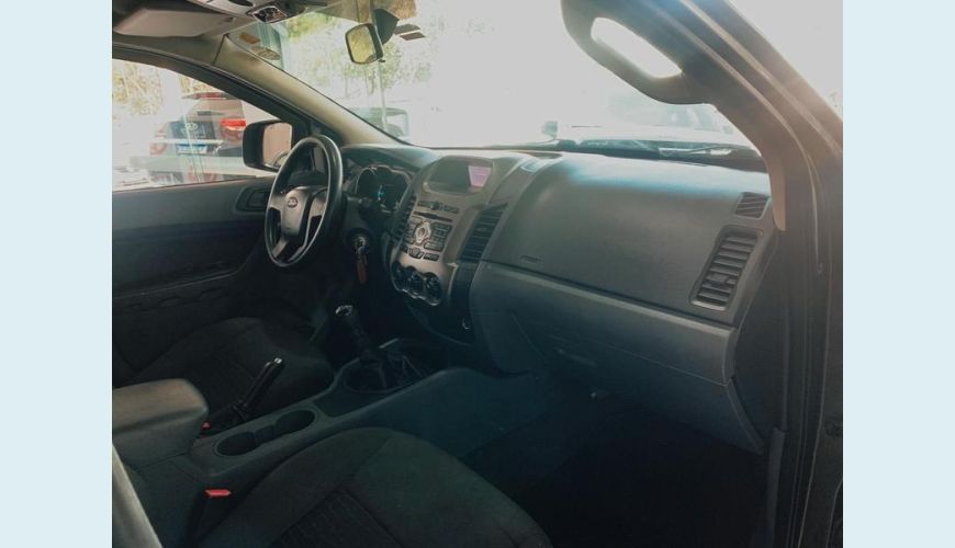 FORD RANGER XLS 2.5 16V FLEX MANUAL 2P - CINZA - 2014 Foto 7 (Grande)