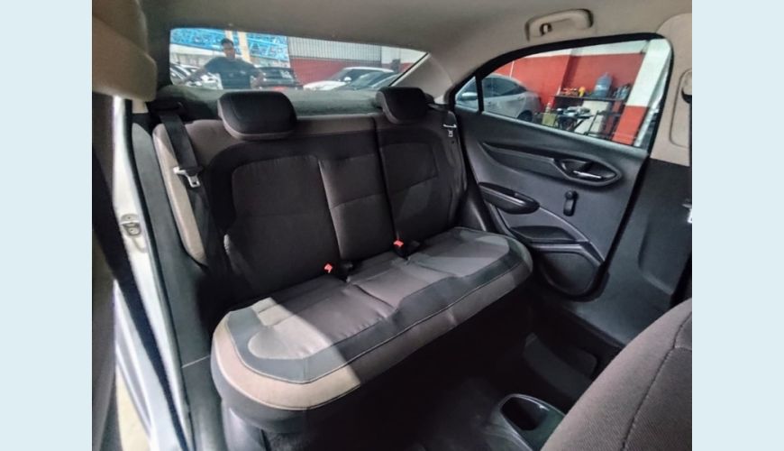 CHEVROLET PRISMA FLEX MANUAL 4P - PRATA - 2013 Foto 7 (Grande)